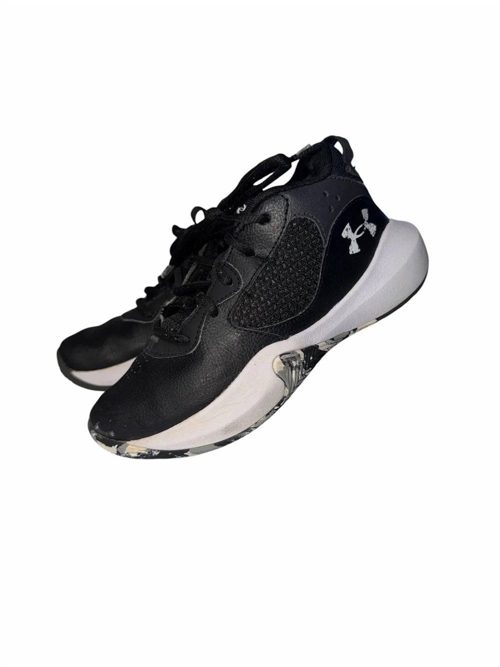 Under Armour Lockdown 6 Grade School Kid’s Athletic Sneakers